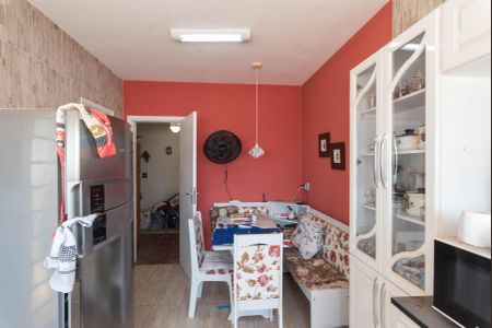 Casa para alugar com 155m², 3 quartos e 2 vagas Casa para alugar com 155m², 3 quartos e 2 vagasCozinha