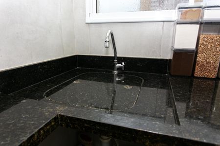 Apartamento para alugar com 37m², 2 quartos e sem vaga Apartamento para alugar com 37m², 2 quartos e sem vagaÁrea de Serviço - Tanque