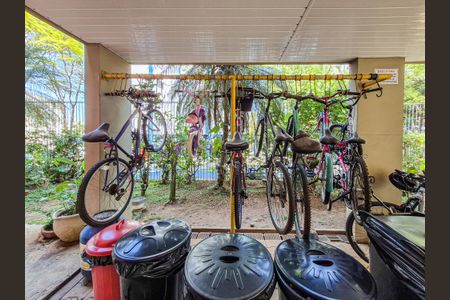 Apartamento à venda com 80m², 3 quartos e 1 vaga Apartamento à venda com 80m², 3 quartos e 1 vagaÁrea comum