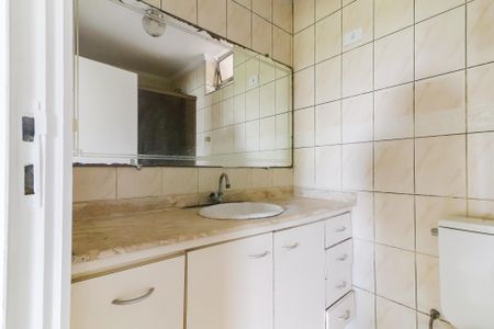 Apartamento à venda com 80m², 3 quartos e 1 vaga Apartamento à venda com 80m², 3 quartos e 1 vagaBanheiro