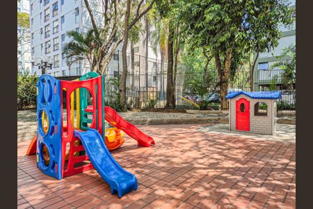 Apartamento à venda com 80m², 3 quartos e 1 vaga Apartamento à venda com 80m², 3 quartos e 1 vagaÁrea comum - Playground