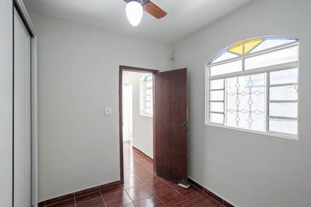 Quarto 2 de casa para alugar com 3 quartos, 300m² em Novo Glória, Belo Horizonte