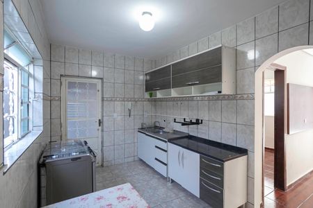 Casa à venda com 300m², 3 quartos e 7 vagas Casa à venda com 300m², 3 quartos e 7 vagasCozinha