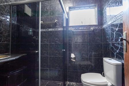 Casa à venda com 300m², 3 quartos e 7 vagas Casa à venda com 300m², 3 quartos e 7 vagasBanheiro social 1