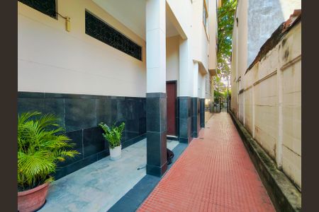 Apartamento para alugar com 54m², 2 quartos e sem vagaFachada e portaria