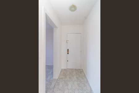 Apartamento à venda com 72m², 3 quartos e 1 vaga Apartamento à venda com 72m², 3 quartos e 1 vagaCorredor de entrada