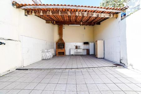 Apartamento à venda com 72m², 3 quartos e 1 vaga Apartamento à venda com 72m², 3 quartos e 1 vagaÁrea comum - Churrasqueira