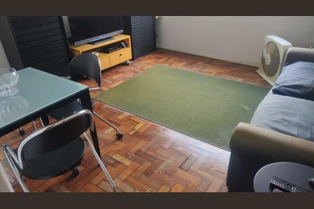 Apartamento à venda com 65m², 2 quartos e sem vaga Apartamento à venda com 65m², 2 quartos e sem vagaSala