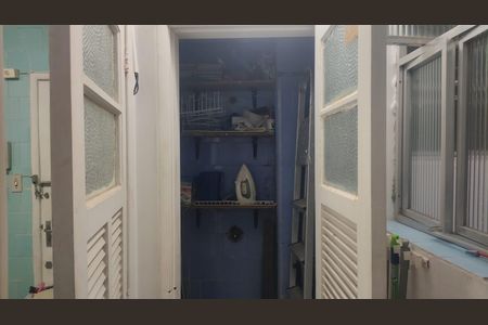 Apartamento à venda com 65m², 2 quartos e sem vaga Apartamento à venda com 65m², 2 quartos e sem vagaBanheiro