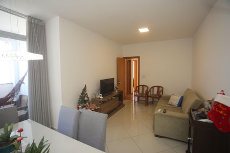 Apartamento para alugar com 80m², 3 quartos e 2 vagasSala