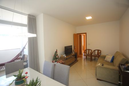 Apartamento para alugar com 80m², 3 quartos e 2 vagasSala