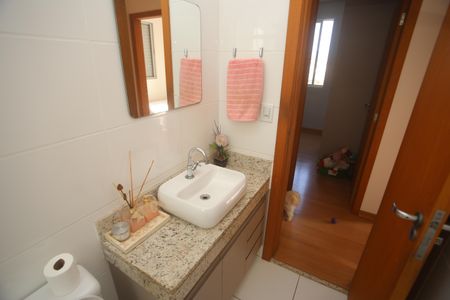 Apartamento para alugar com 80m², 3 quartos e 2 vagasBanheiro