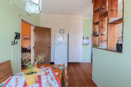 Apartamento para alugar com 191m², 3 quartos e 1 vagaCozinha