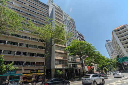 Apartamento para alugar com 191m², 3 quartos e 1 vagaFachada