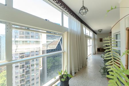 Apartamento para alugar com 191m², 3 quartos e 1 vagaSacada