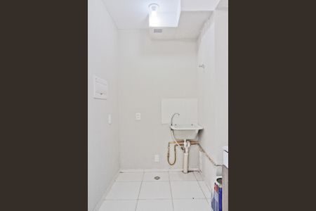 Apartamento à venda com 33m², 2 quartos e sem vaga Apartamento à venda com 33m², 2 quartos e sem vagaÁrea de Serviço