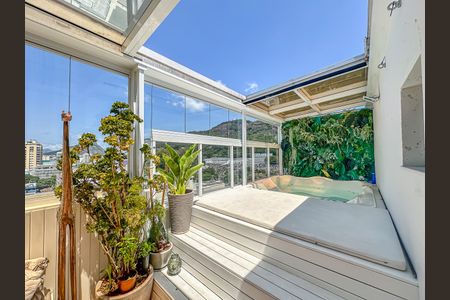 Apartamento à venda com 117m², 3 quartos e 3 vagas