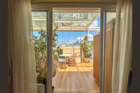 Apartamento à venda com 117m², 3 quartos e 3 vagas