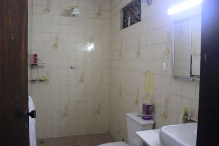 Casa à venda com 210m², 5 quartos e 2 vagasBanheiro (casa 2)