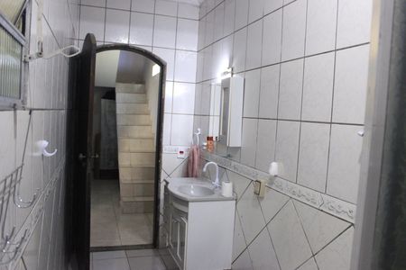 Casa à venda com 210m², 5 quartos e 2 vagasBanheiro 2