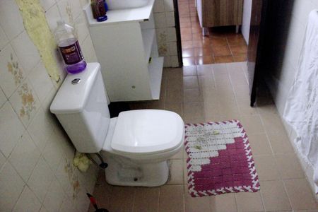 Casa à venda com 210m², 5 quartos e 2 vagasBanheiro (casa 2)