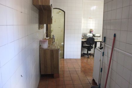 Casa à venda com 210m², 5 quartos e 2 vagasLavanderia (casa 2)