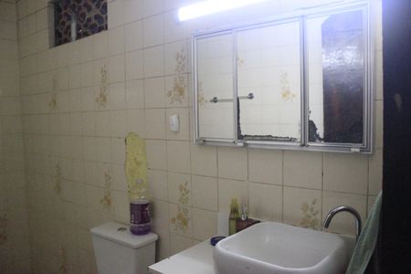 Casa à venda com 210m², 5 quartos e 2 vagasBanheiro (casa 2)