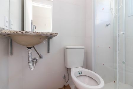 Banheiro de apartamento para alugar com 1 quarto, 24m² em Jardim São Paulo, São Paulo