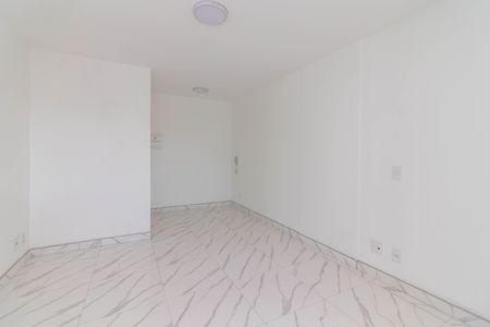 Apartamento para alugar com 24m², 1 quarto e sem vagaSala e Quarto