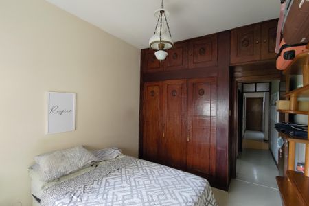 Apartamento à venda com 225m², 5 quartos e 1 vagaQuarto 2