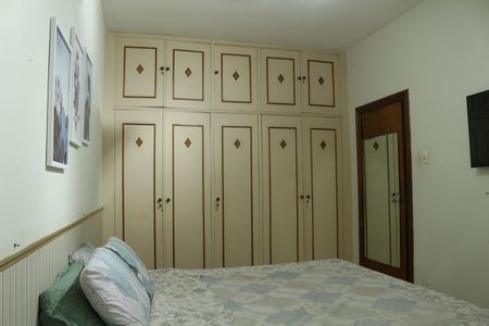 Apartamento à venda com 225m², 5 quartos e 1 vagaQuarto 1