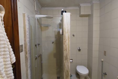 Apartamento à venda com 225m², 5 quartos e 1 vagaBanheiro 2