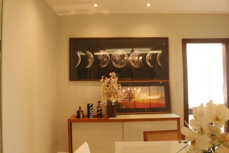 Apartamento à venda com 225m², 5 quartos e 1 vagaSala de Jantar