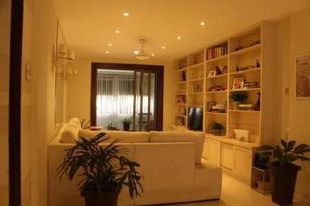 Apartamento à venda com 225m², 5 quartos e 1 vagaSala