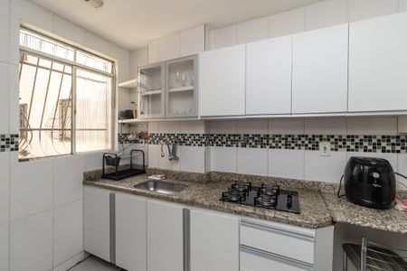 Apartamento à venda com 62m², 3 quartos e 2 vagasCozinha