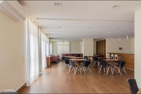 Apartamento para alugar com 133m², 3 quartos e 3 vagasÁrea comum - Salão de festas