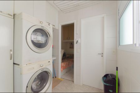 Apartamento para alugar com 133m², 3 quartos e 3 vagasÁrea de Serviço