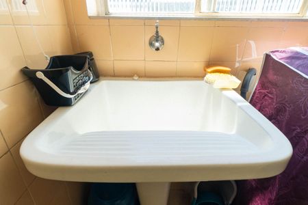 Apartamento à venda com 83m², 3 quartos e 1 vagaÁrea de Serviço