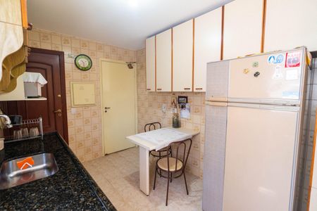 Apartamento à venda com 83m², 3 quartos e 1 vagaCozinha