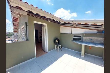 Casa à venda com 220m², 3 quartos e 2 vagasVaranda
