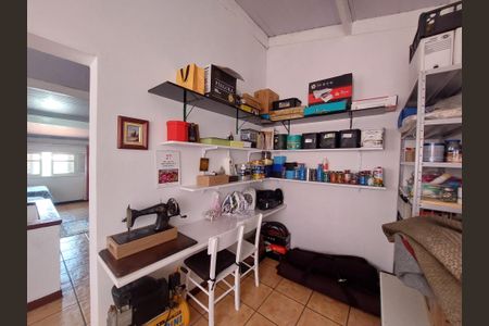 Casa à venda com 220m², 3 quartos e 2 vagasAteliê