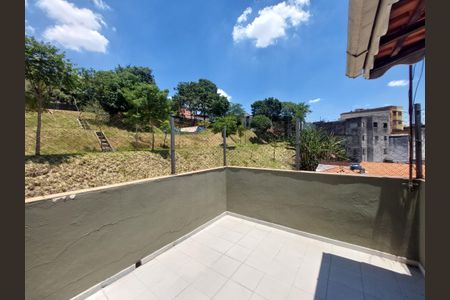 Casa à venda com 220m², 3 quartos e 2 vagasVaranda