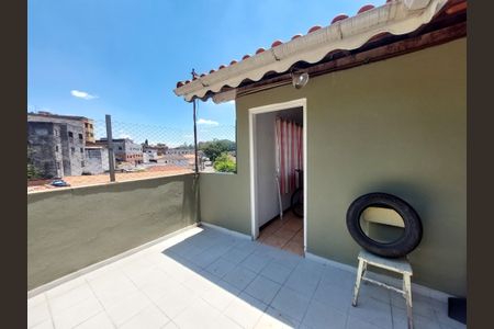 Casa à venda com 220m², 3 quartos e 2 vagasVaranda