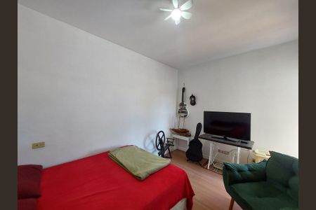 Casa à venda com 220m², 3 quartos e 2 vagasQuarto 3