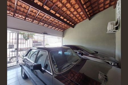 Casa à venda com 220m², 3 quartos e 2 vagasGaragem