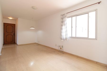 Apartamento à venda com 3 quartos, 77m² em Vila Monumento, São Paulo