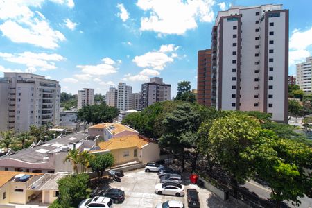 Apartamento para alugar com 77m², 3 quartos e 1 vagaVista