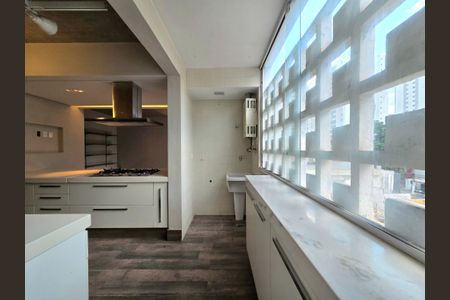 Apartamento para alugar com 120m², 2 quartos e 1 vagaÁrea de Serviço