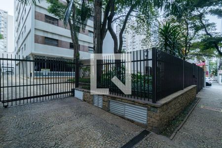 Apartamento para alugar com 120m², 2 quartos e 1 vagaFachada