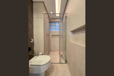 Apartamento para alugar com 120m², 2 quartos e 1 vagaBanheiro da Suíte